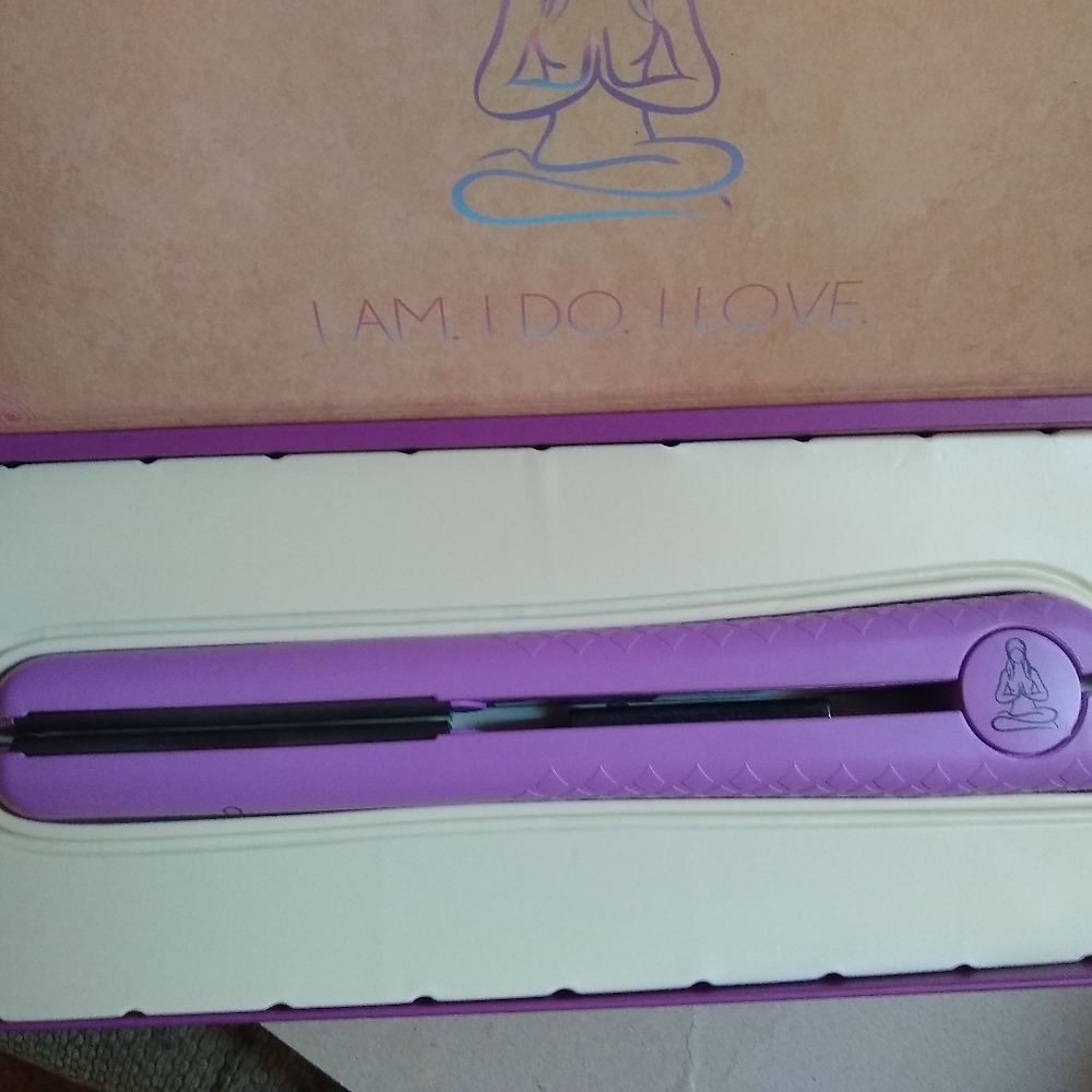 Karma Beauty Supreme Ceramic Professional Flat Iron